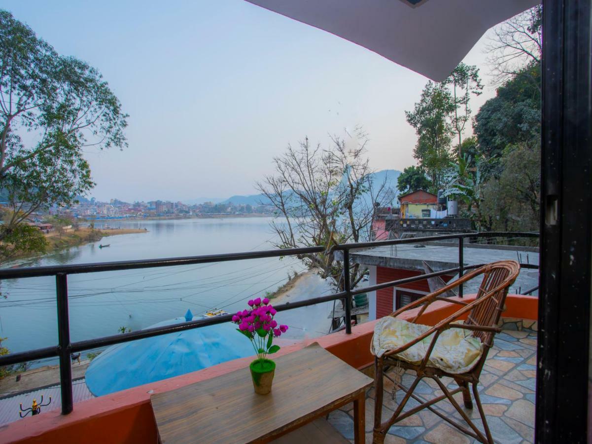 Hotel Fewa Corner & Restro Pokhara Exterior photo